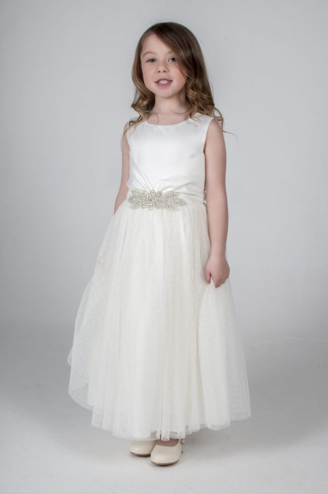 Visara Broach Dress In Ivory V341